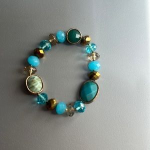 Fun costume turquoise (faux) bracelet
